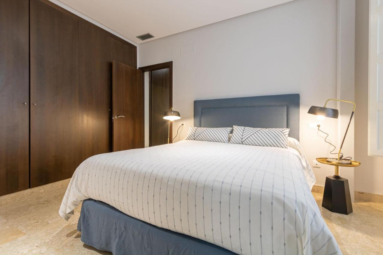 Apartmán Alkazar Gardens Old Town 6 Pax Sevilla Exteriér fotografie