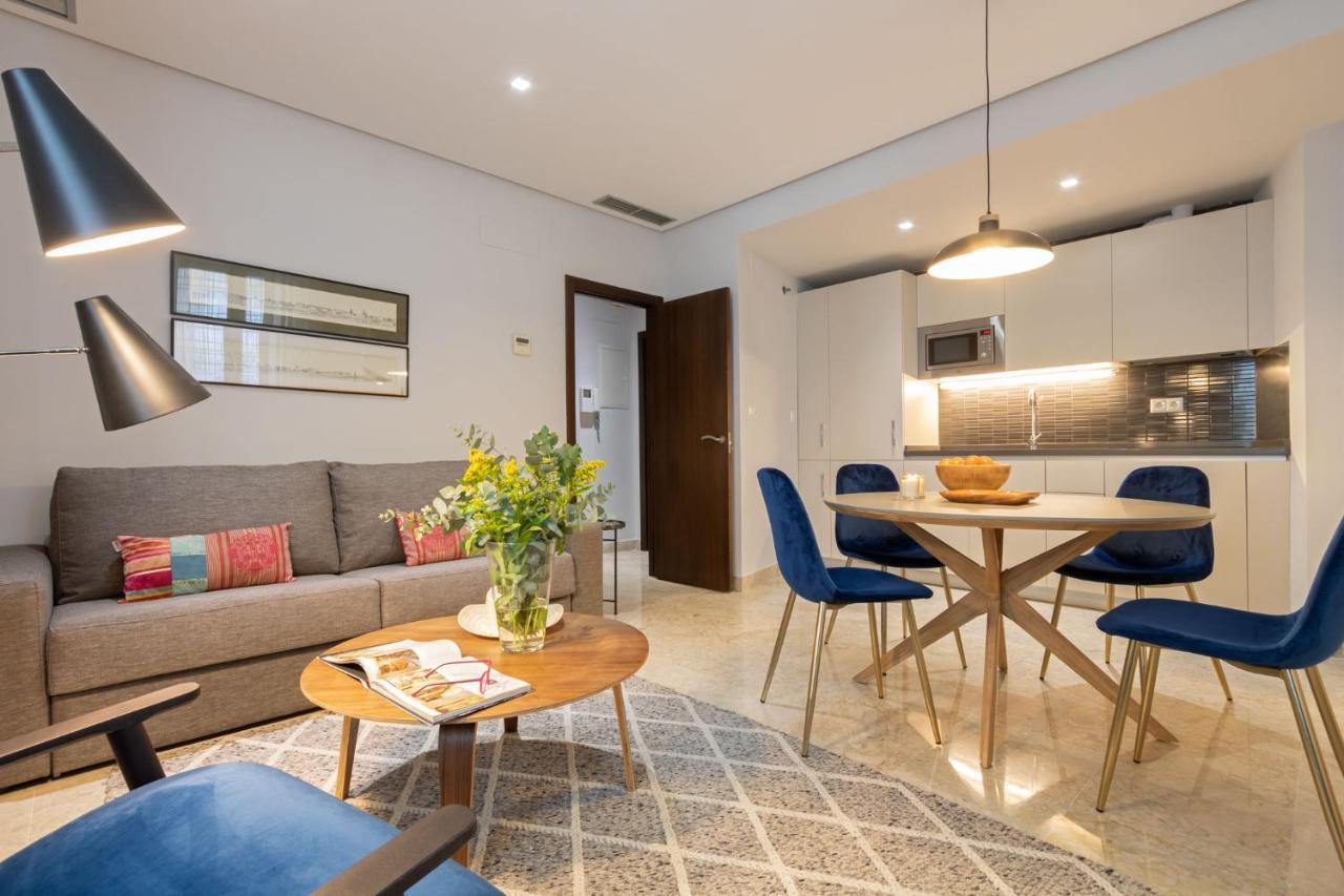 Apartmán Alkazar Gardens Old Town 6 Pax Sevilla Exteriér fotografie