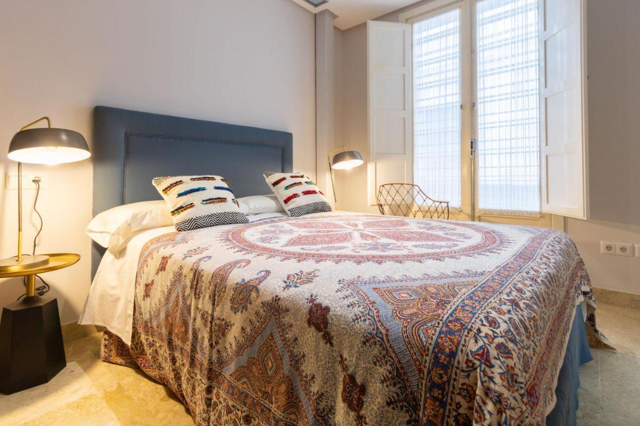 Apartmán Alkazar Gardens Old Town 6 Pax Sevilla Exteriér fotografie